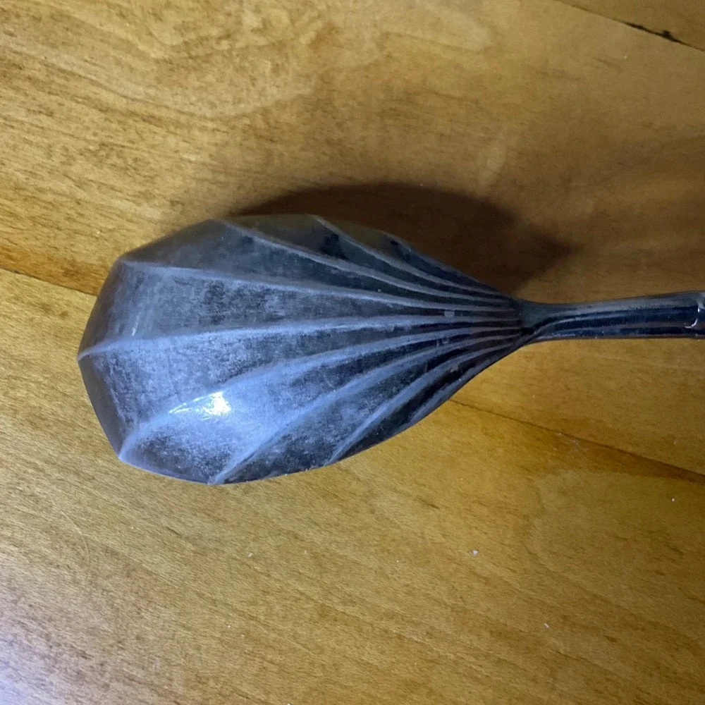 N/A ornate silver